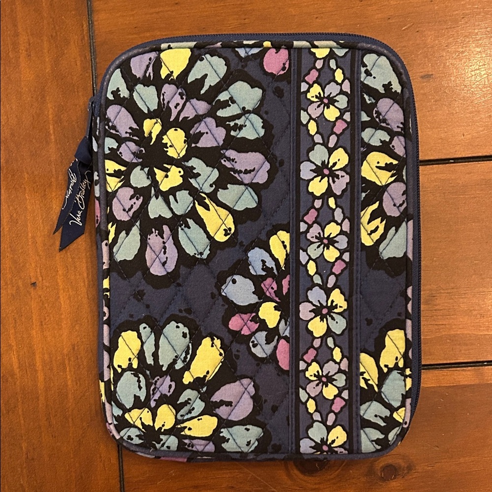 Vera Bradley Navy Floral IPad Mini/Tablet Sleeve